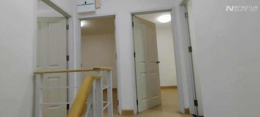 68111098 : ขายทาวน์เฮ้าส์ 2 ชั้น แนวรถไฟฟ้าสายสีแดง โครงการพฤกษาวิลล์ 40 ดอนเมือง-โลคัลโรด ถนนกำแพงเพชร 6 (โลคัลโรด) ต.หลักหก ใกล้ ม.รังสิต ปทุมธานี ร 7