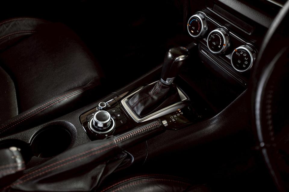 Mazda3 Skyactiv 20C ปี15 12