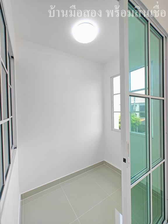 หมู่บ้านเดอะคัลเลอร์ คลอง4 15