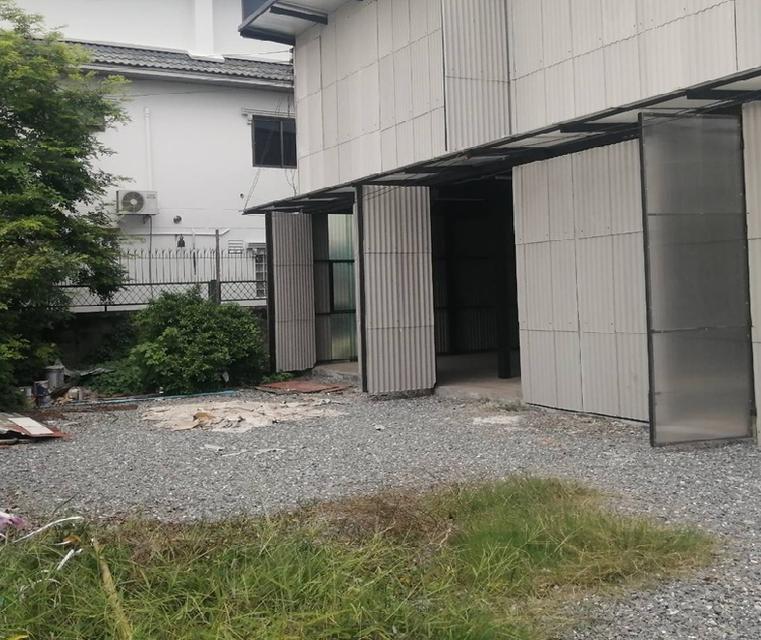 ให้เช่า โกดังขนาดเล็ก พื้นที่ 150 ตารางเมตร / ซอยลาดพร้าว 35 / เหมาะสำหรับเก็บสินค้า หรือ เป็น Studio 8