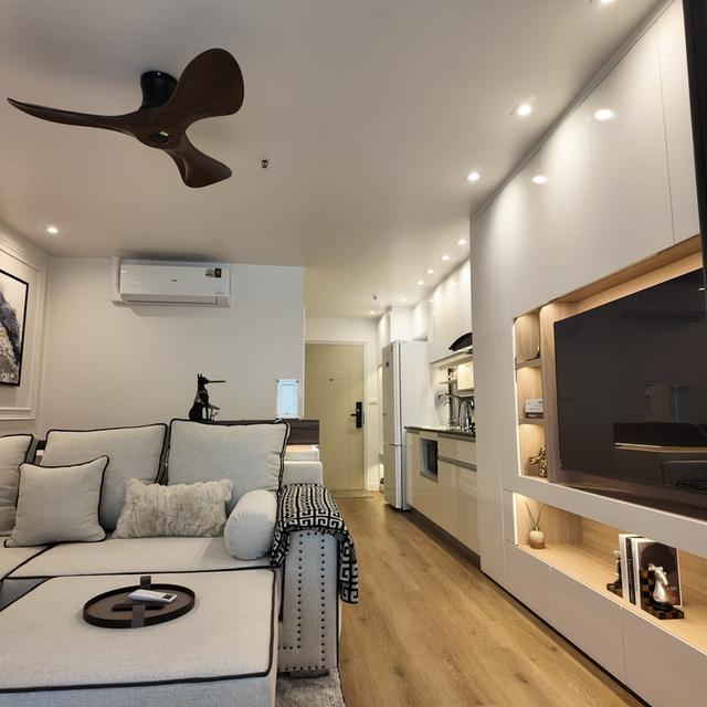 ขายคอนโด Sukhumvit Suite สุขุมวิท 13 ชั้น 22 รีโนเวทใหม่ พร้อมเข้าอยู่ ทำเลใจกลางเมือง ใกล้รถไฟฟ้า BTS นานา 2