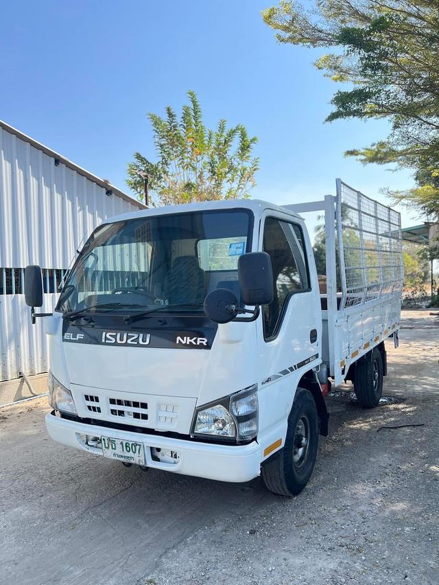 Isuzu NKR รถบรรทุก 4 ล้อ ปี 2007 4