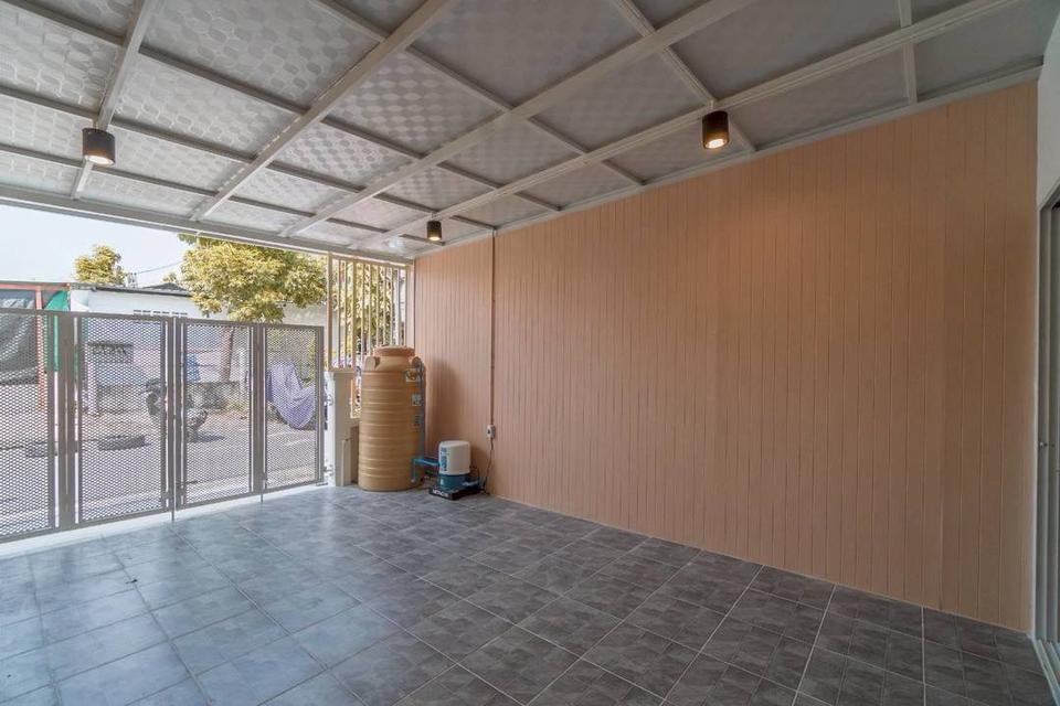 หมู่บ้านรัตนาธิเบศร์ 6