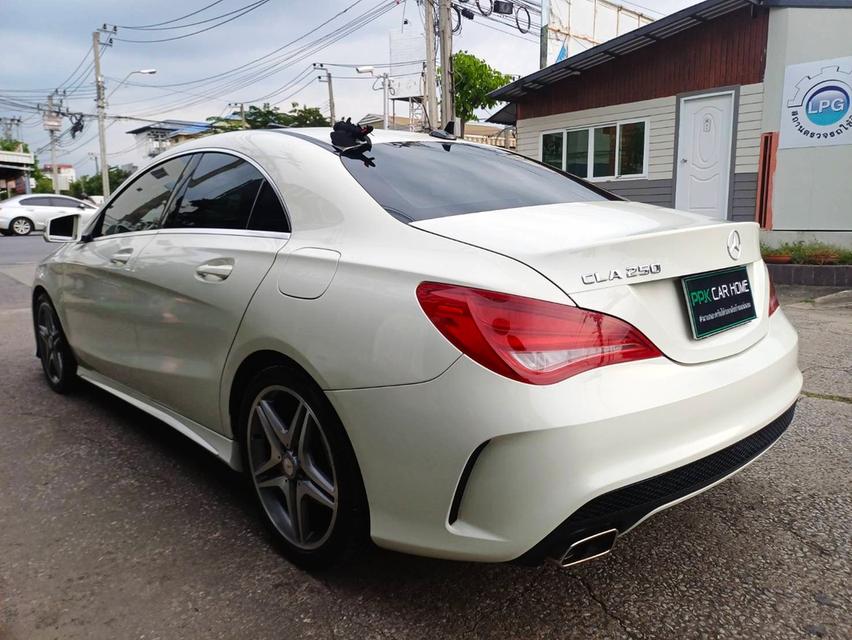 2015 BENZ CLA250 AMG หลังคาแก้ว TOP สุดๆ มือเดียว บุ๊คเซอร์วิสครบ