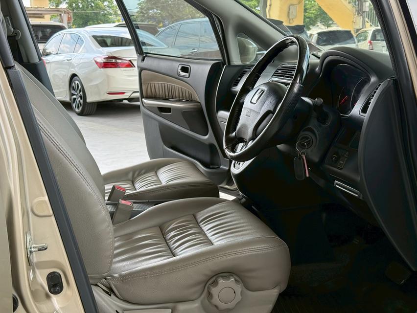 🚩HONDA STREAM 2.0 S 2003 11