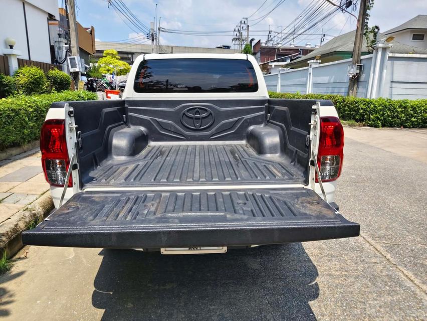 Toyota HILUX REVO ปี 2019เครื่อง 2.4 Double Cab J Plus MTPrerunner ตัวยกสูงโรงงานรถสวยจัด ไมล์วิ่งน้อย ใครได้ไปคุ้มมากเครื่องดี เกียร์ดี ขับดี รูปที่ 12