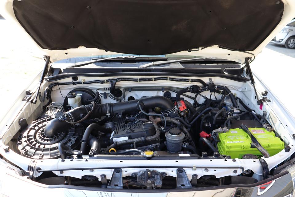 ðĐTOYOTA FORTUNER 2.7 V 2015 9