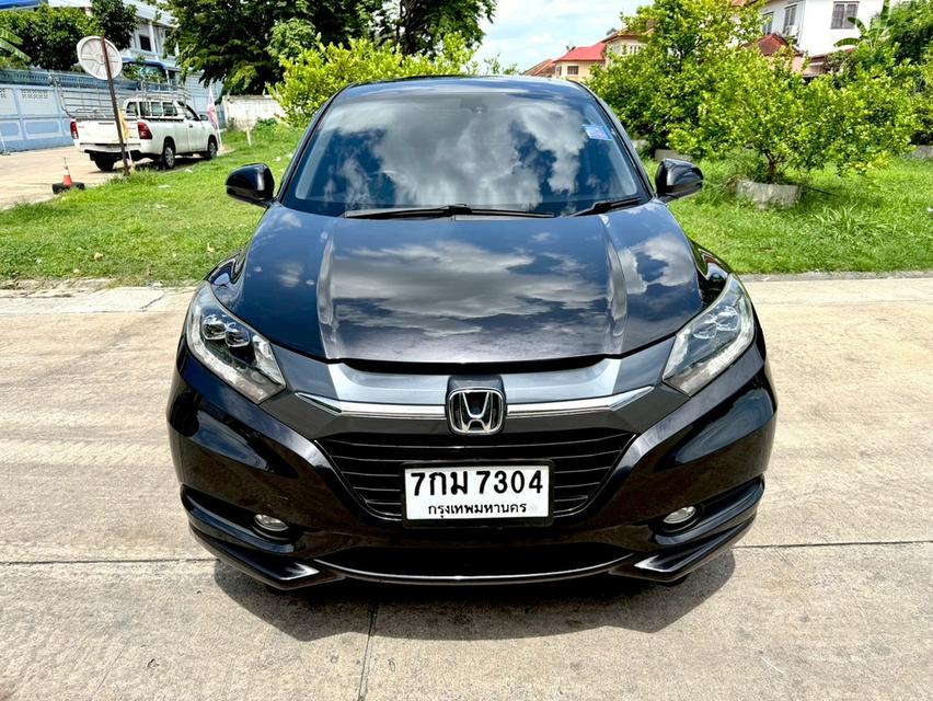 HRV 1.8EL SUNROOF ปี2018 บุ้คเซอร์วิสครบ กุญแจ2ชุด ไม่เคยชน ไม่เคยติดแก๊ส ช่วงล่างแน่นๆ พร้อมใช้งาน