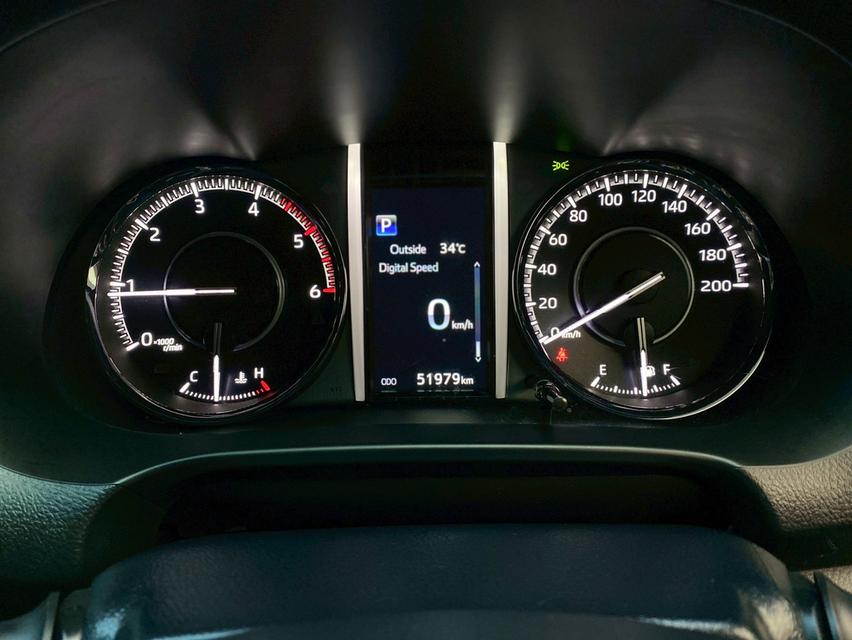 รหัสรถ PBG9999 Toyota Fortuner 2.4 LEGENDER 2WD AT ปี 2021 17