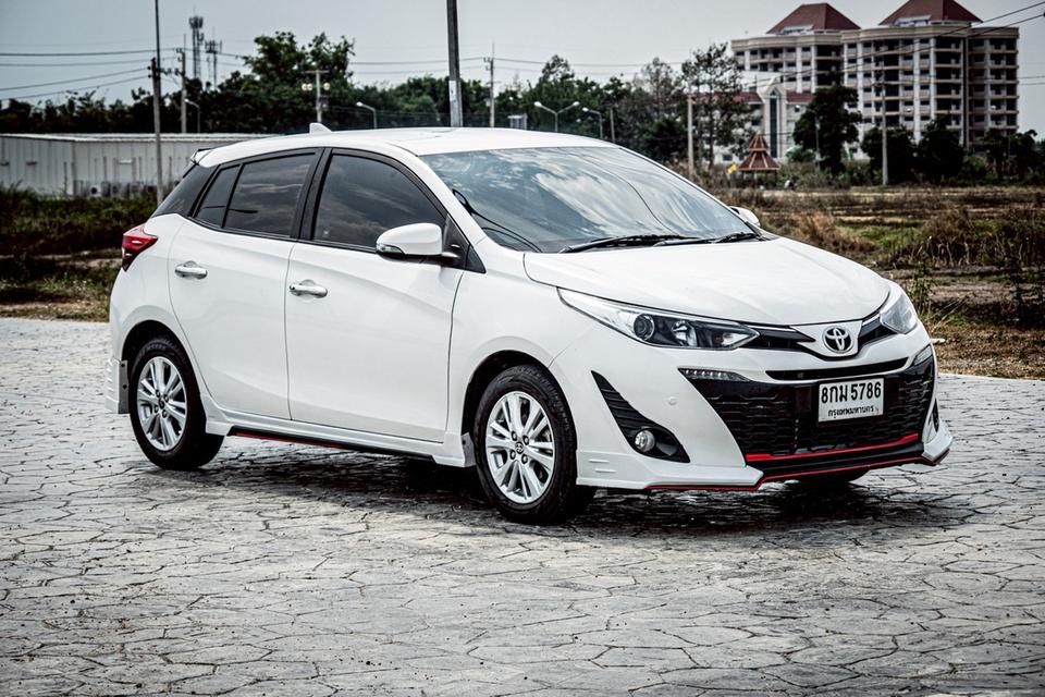 Toyota Yaris 1.2 G Sport เกียร์ออโต้ สีขาว ปี 2019