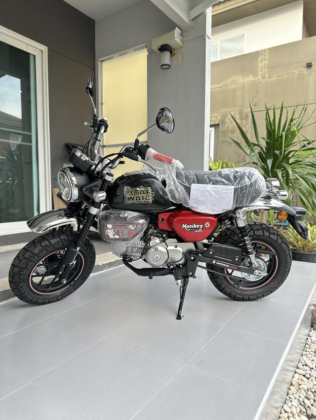 มังกี้ สตาร์ วอล ลิมิเต็ด เลข 126/150 พร้อมของสะสม ป้ายไฟ ดาบไลท์เซเบอร์ แจ๊คเก๊ต ! เต็ดๆๆ 1 ใน 150 คัน ไมล์ 0 รูปย่อยที่ 3