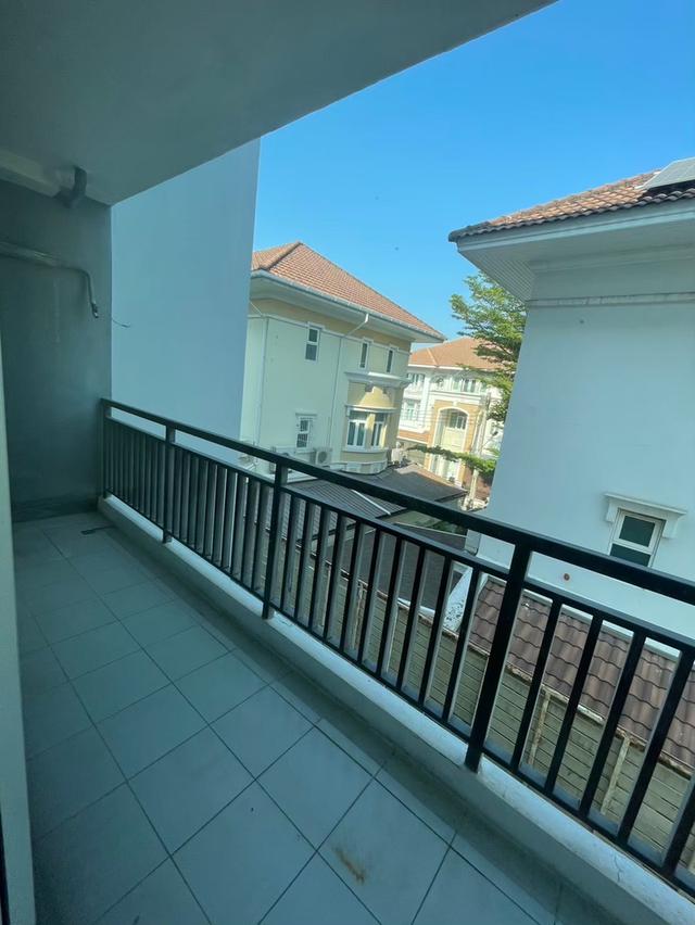 ขายคอนโด ดีไฟว์ คอนโดมิเนียม ชั้น3 ถ.นวลจันทร์ กรุงเทพมหานคร 6