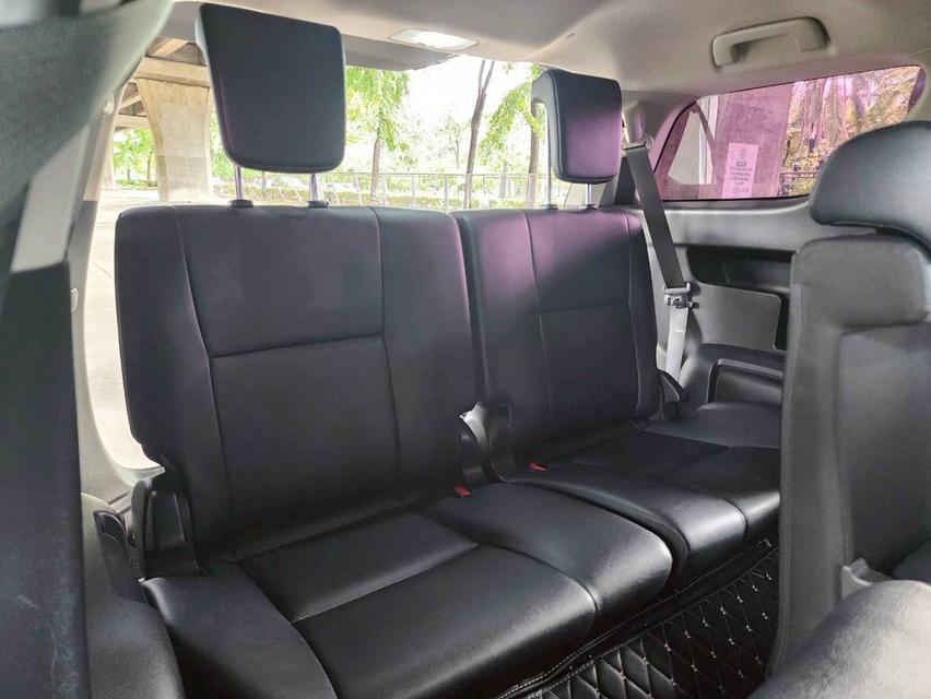 Toyota Fortuner 2.4 V 4WD AT ปี 2021 15