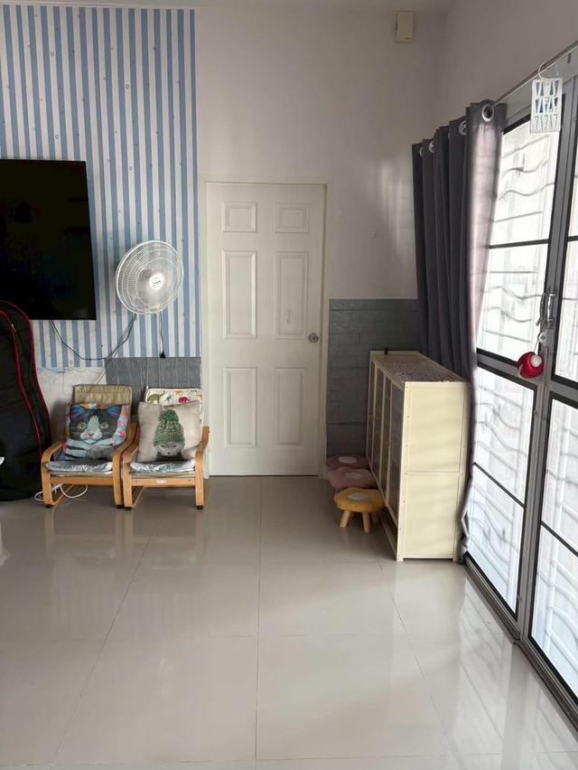 ขายบ้านเดี่ยวชั้นเดียว ไม่ผ่านนายหน้า โครงการหมู่บ้าน ไอวี่ เพอร์เลอร์ ซ.4/7 ต.สำนักบก อ.เมือง ชลบุรี บ้านสวย พร้อมอยู่ ที่จอดรถ 2 คัน 14