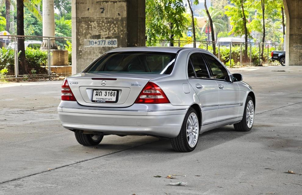 Mercedes Benz C180 W203 ปี 2002  3