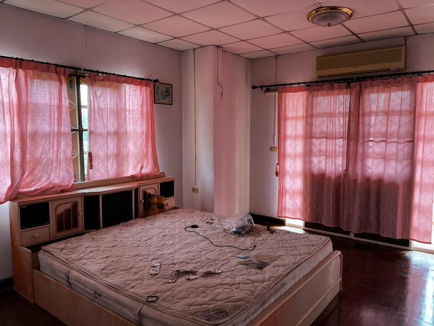 บ้านเดี่ยวหมู่บ้านวรารมย์เพชรเกษม 81  17