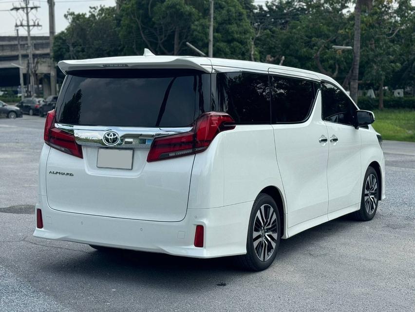 Toyota Alphard 2.5 SC Package ปี 2021 รถใหม่ใช้น้อย ราคาโดนใจ 4