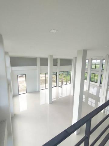 PB5461 ให้เช่าอาคารสำนักงาน ออฟฟิศ ติดถนน สุวินทวงศ์ หนองจอก มีที่จอดรถหน้าตึกหลายคัน 12