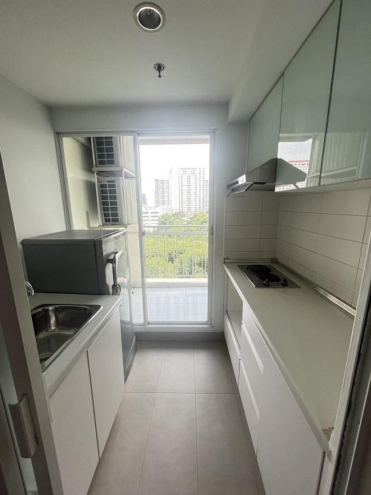 เช่าถูก 10,000 บาท ** 1 ห้องนอน ** รหัส 060049 ** ลุมพินี สวีท ปิ่นเกล้า ** ติดรถไฟฟ้า บางยี่ขัน ** 088-398-3835 MR.BOAT 9