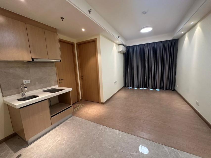 ขายคอนโด รีเกิล สาทร-นราธิวาส ชั้น 8 ทำเลดี เดินทางสะดวก 1