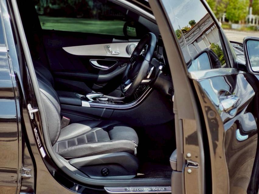 Benz C 350e AMG ปี17 รถสวย มือเดียว วิ่งน้อย 8