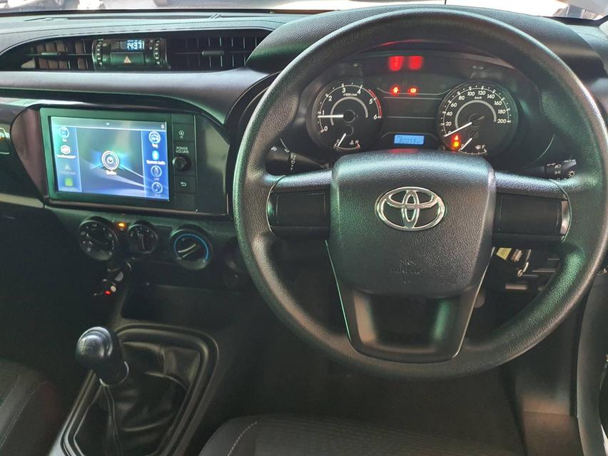Toyota Hilux Revo 2.4 Entry Smart Cab Z Edition ปี 2021 สีเทา เกียร์ธรรมดา 5