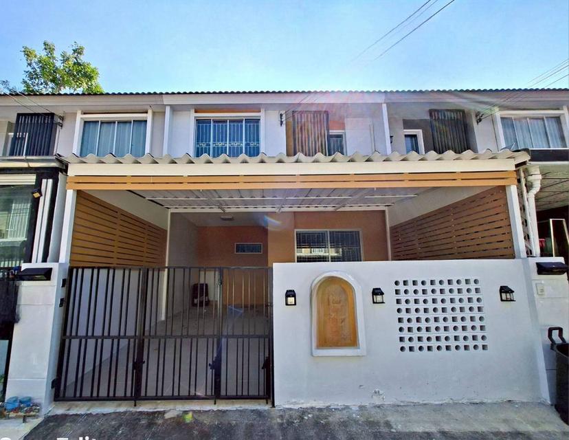 ขายด่วนทาวน์เฮ้าส์ หมู่บ้านพฤกษาวิลล์ 87/1ซอยศรีมิตร เทพารักษ์ รีโนเวทใหม่พร้อมอยู่ (N.1945) 1