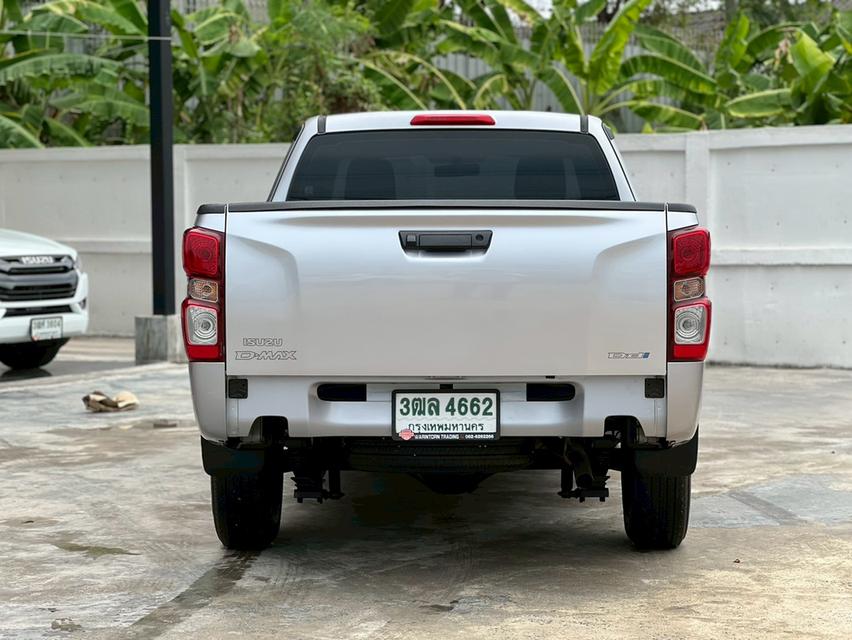ปี 2023 ISUZU D-MAX  รถมือเดียว คู่มือบุ๊คเซอร์วิสครบ รูปที่ 5