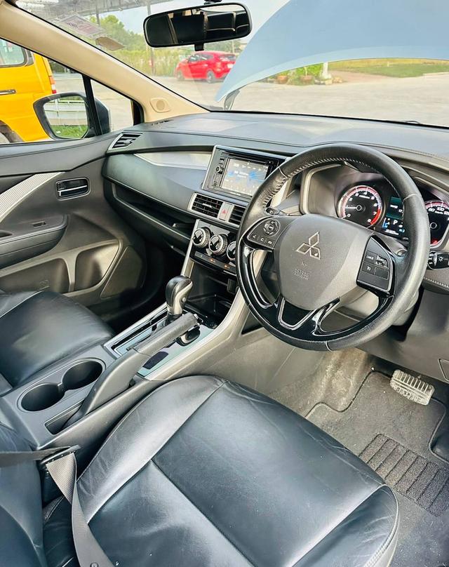 #MITSUBISHI #XPANDER 1.5 GT ปี 2018สีเทา | ไมล์ 151,025 กม. | มือเดียวป้ายแดง✨ รถสวย เจ้าของดูแลดี พร้อมใช้งาน✨ MPV 7 ที่นั่ง ห้องโดยสารกว้าง รูปที่ 8