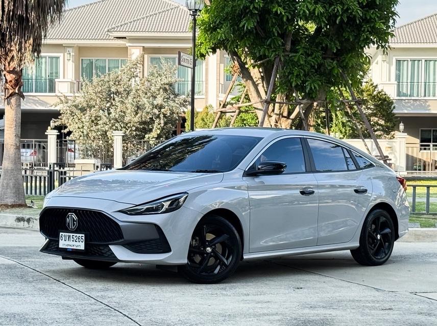 MG 5 10th Anniversary Special Edition ปี 2025 รุ่นพิเศษ แต่งเต็ม ใช้งาน 5 หมื่นโล เจ้าของเดียว