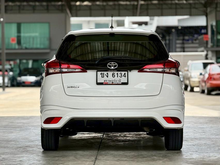 Toyota yaris 6