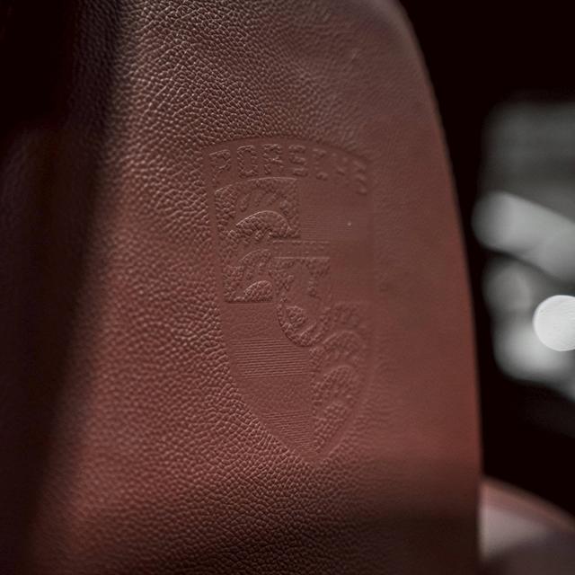 รหัสรถ 67GG4224 แต่งก็คุ้มมาก !! Porsche Cayenne 3.0 v6 Hybrid  ปี 2013 ปีแท้ 15