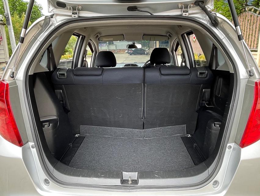 รหัสรถ DWC3291 HONDA JAZZ 1.5 S (โฉมGE) ปี 2010 เกียร์AUTO 16