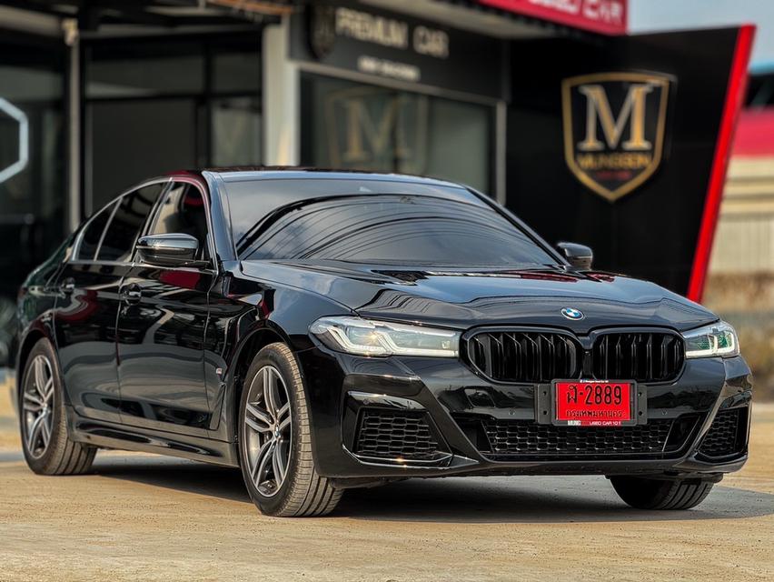 รหัสรถ MCA2889 2022 BMW 530e M-SORT LOOK Plug-in Hybrid G30