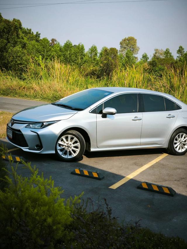 Toyota Corolla Altis 1.6G A/T ปี 2020 11