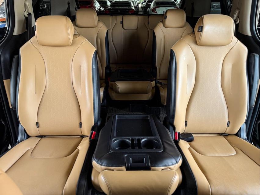 ปี 2021 KIA GRAND CARNIVAL, 2.2 EX 6
