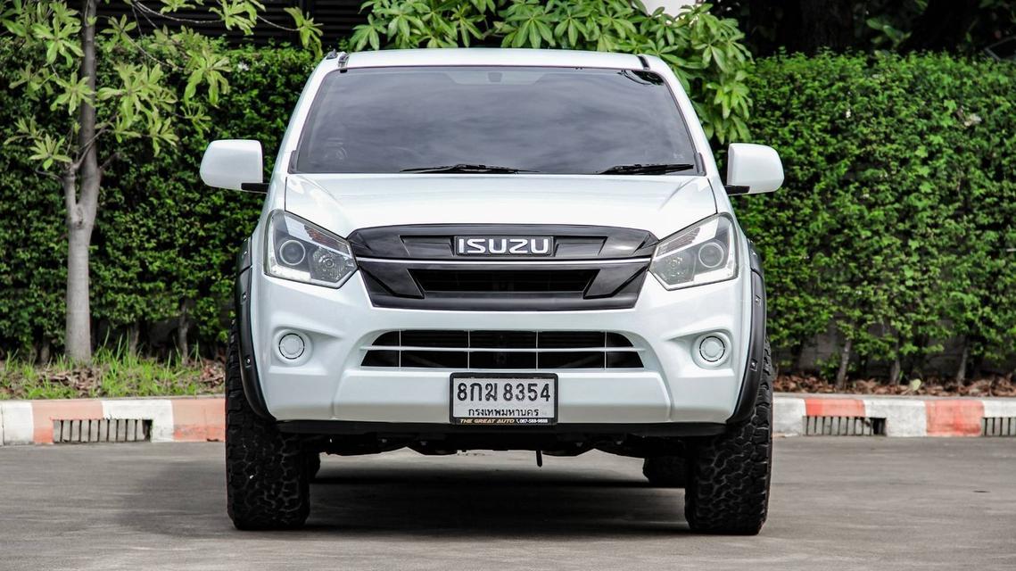 ISUZU DMAX CAB-4 1.9 Ddi S ปี 2018 โฉม CAB-4 ปัจจุบัน เกียร์ ธรรมดา สีขาว ดีเซล ไมล์เพียง 140,804 km.