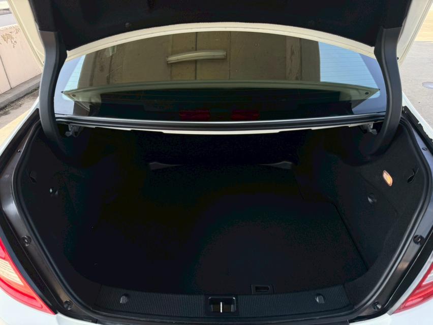 MERCEDES BENZ C200 Kompressor (W204)Avantgarde 1.8L 5AT 18