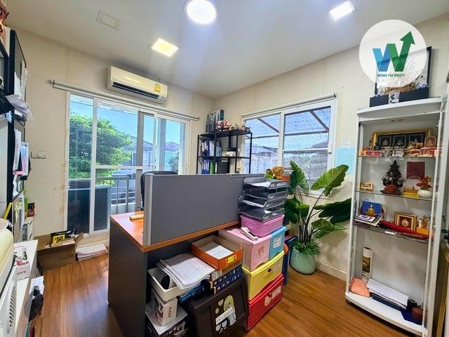 ขายบ้านเดี่ยว หมู่บ้านชลลดา สุวรรณภูมิ ลาดกระบัง 54 เนื้อที่ 67.8 ตร.ว. 2 ชั้น 6 นอน 3 น้ำ 5