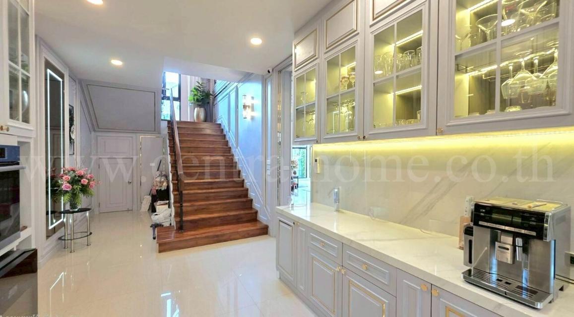 บ้านเดี่ยว เดอะ พาลาซโซ่ ปิ่นเกล้า - บรมฯ แปลงมุม  11