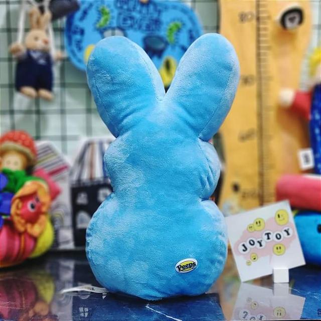 ตุ๊กตางานเครื่อง Peeps Blue Bunny With Mustache Animated Plush Plays 3