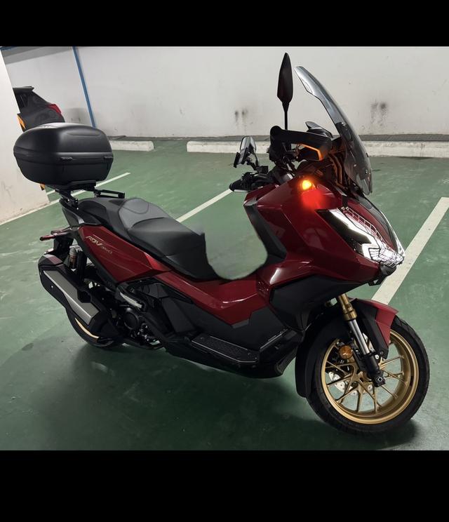 Honda adv 350 motorcycle 2025
