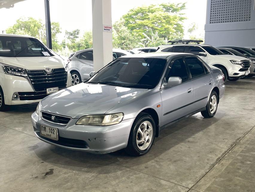 ขาย Honda Accord 2.3 LPG ปี 1998 จด 1999 เกียร์ออโต้ สีบรอนซ์เงิน รถมือสองพร้อมใช้