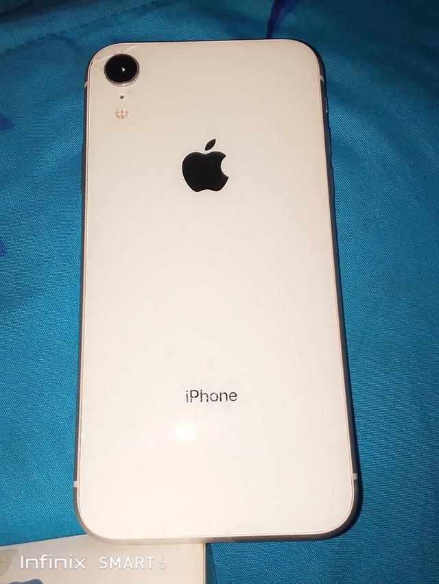 iPhone XR 2