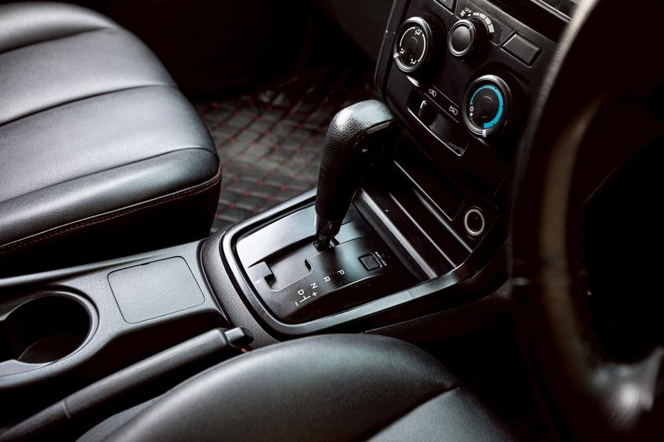 Isuzu MU-X 2.5DVD ปี15 รูปที่ 12