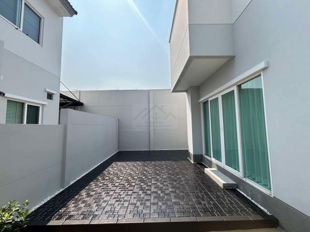 ขายบ้านเดียว 2 ชั้น 68 ตร.ว. 4 ห้องนอน ลัดดารมย์ - จตุโชติ 15 แปลงหน้าคลับเฮ้าส์ บ้านใหม่ ใกล้ทางด่วน ด่านจตุโชติ และด่า 7