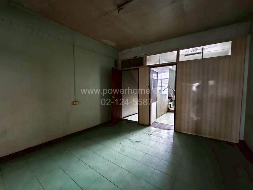 อาคารพาณิชย์ 3.5 ชั้น ถนนรถไฟตะวันตก ต.พระปฐมเจดีย์ อ.เมืองนครปฐม จ.นครปฐม 9