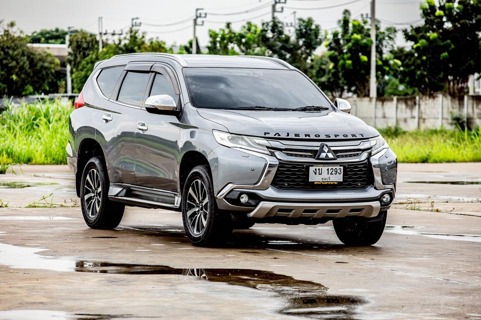 MITSUBISHI PAJERO SPORT 2.4 GT Premium ปี 2019 สีเทา มือเดียวป้ายแดง