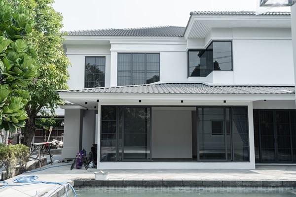 ขายบ้าน หมู่บ้าน ลัดดารมย์ อิลิแกรนช์ ราชพฤกษ์-รัตนาธิเบศ นนทบุรี รีโนเวทใหม่ ทำเลสวย โทร 0944836998 2