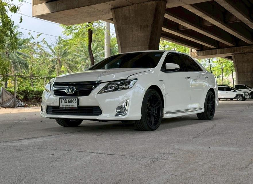 Toyota Camry 2.5 Hybrid DVD ปี 2013 รูปที่ 2